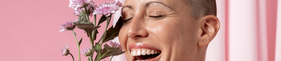  Cancer et maquillage : adapter les soins pour se sentir belle.